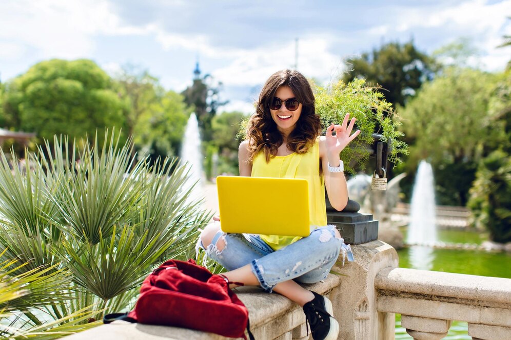 How Are Millennials Using Travel Technology